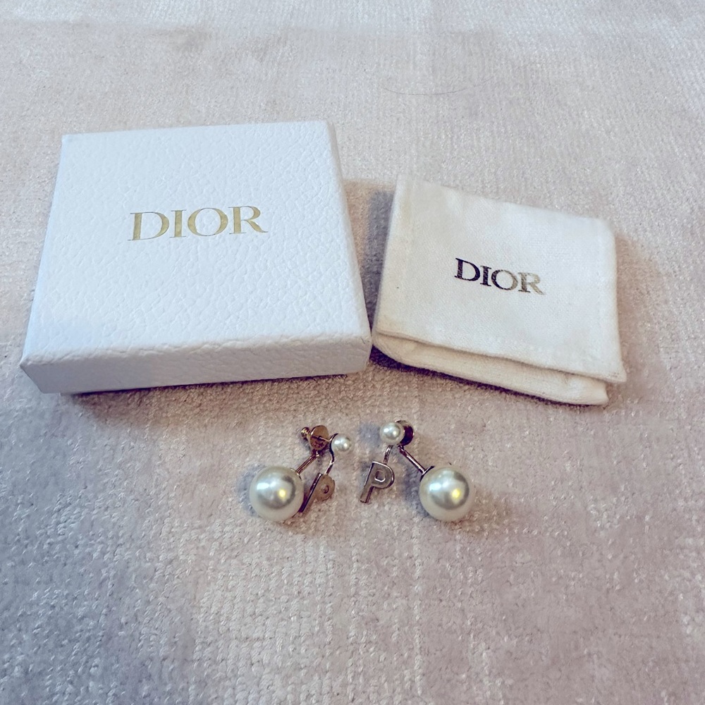 My ABCDior tribales letter P earrings (2)